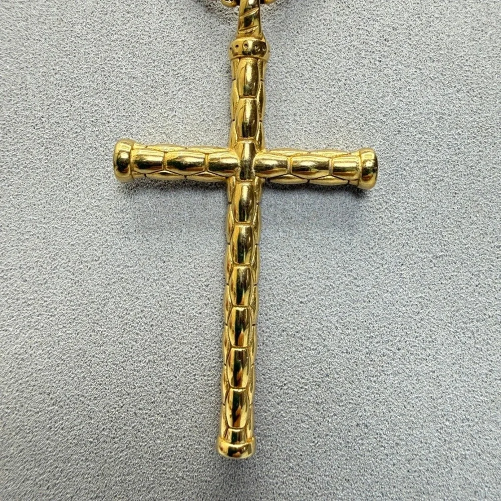 Gold Tone Cross Pendant‎ Box Chain Necklace 23